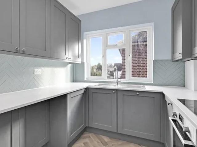 17 Warwick Road, Barnet Vale, London, EN5 5EE, United Kingdom | 2 bed apartment for rent #140543889 | Rentberry