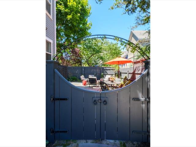 17 Willow Street 1
