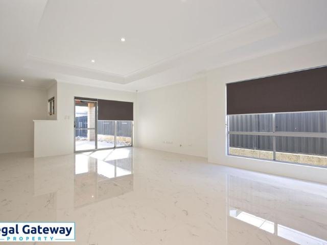 17 Yarrow Street, TREEBY WA 6164
