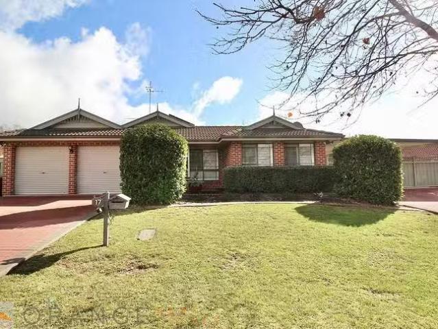 17 Agland Crescent, Orange, NSW 2800