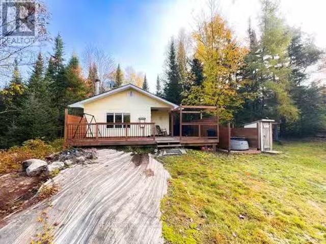 17 Ainslie Lake Road, Whitestone, ON, P0A 1G0 house for sale.