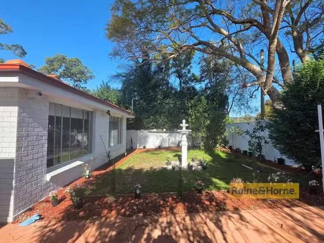 17 Airly Road, Umina Beach, NSW 2257