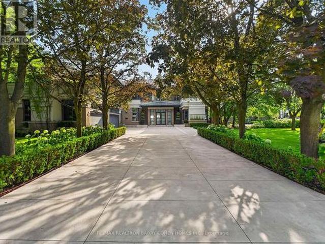 17 Alderbrook Drive, Toronto, ON, M3B 1E3 house for sale | Listing ID C13792 | Royal LePage