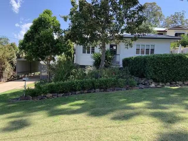 17 Alexander Street, Boonah, QLD 4310