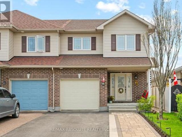 17 Allan Bond Court, Arnprior, ON, K7S 0C5 house for sale | Listing ID X13243 | Royal LePage