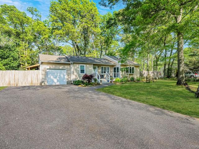 17 Arnold Drive