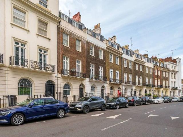 17 Arlington Road, London, NW1 7LG, United Kingdom | 4 bed townhouse for rent #139475869 | Rentberry