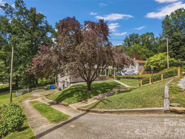 17 Azalea Road