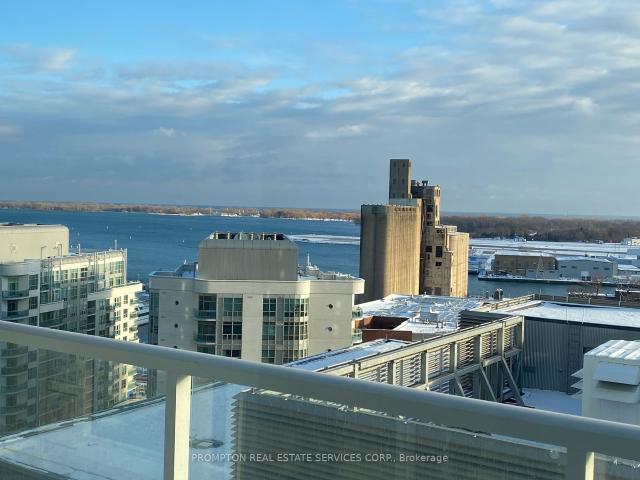 17 BATHURST ST – SUITE 1702, Toronto
