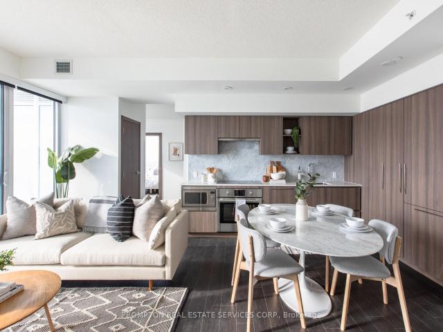 17 BATHURST STREET – SUITE 2502, Toronto