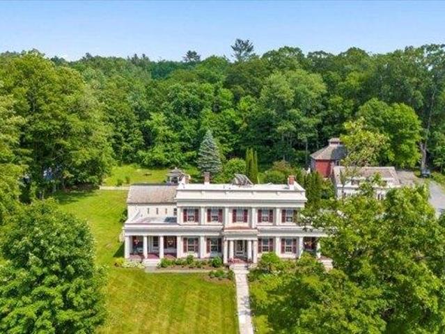 17 bedroom, Arlington VT 05250 104512041
