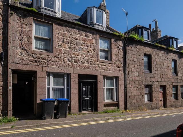 17 bedroom block of apartments for sale