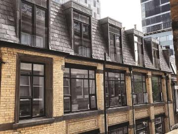 17 Bedroom Block Of Apartments Flat