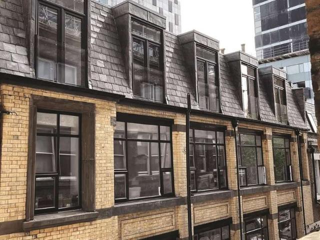 17 Bedroom Block Of Apartments Flat