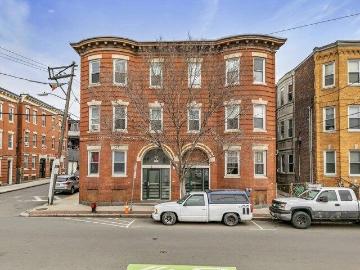 17 bedroom, Chelsea MA 02150 103442582