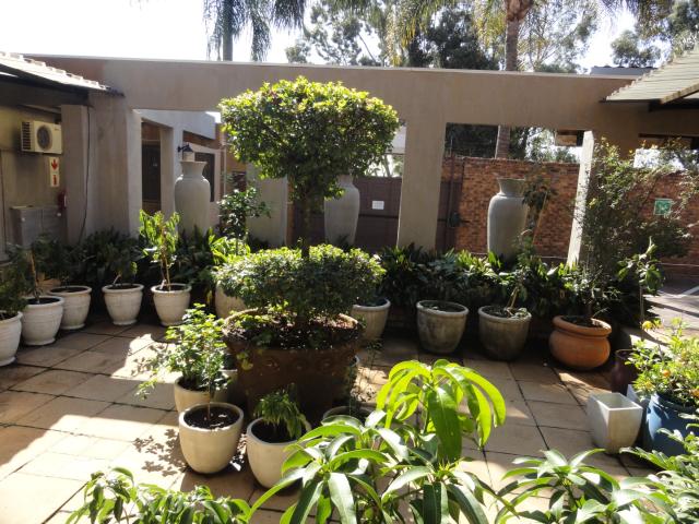 17 Bedroom House For Sale in Terenure