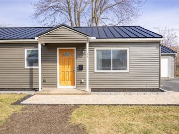 17 Beechcraft Dr