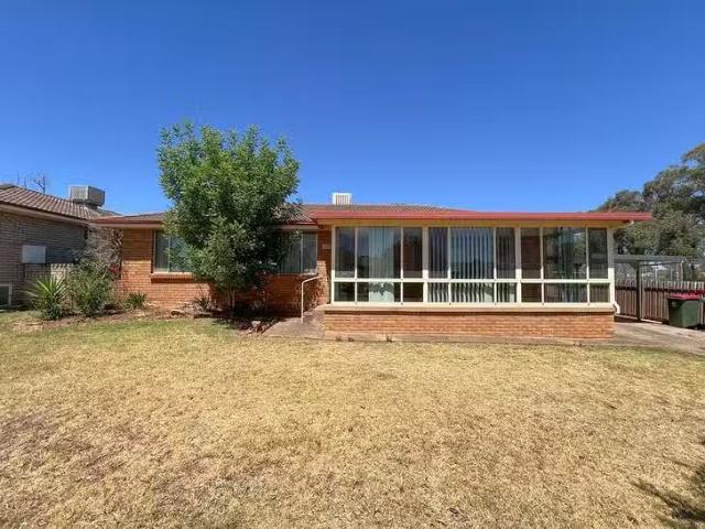 17 Belah Street, Forbes, NSW 2871