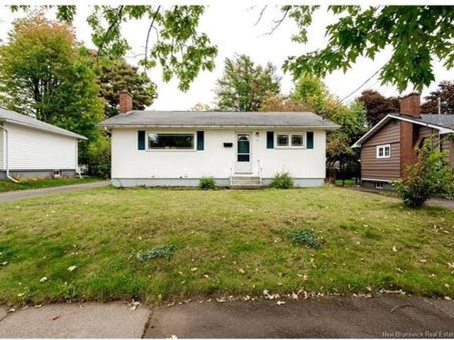 17 Bissett Ave, Moncton, NB, E1E 2S3 house for sale | Listing ID NB149048 | Royal LePage