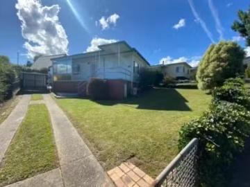 Sharps Creek, Talbingo - Parking