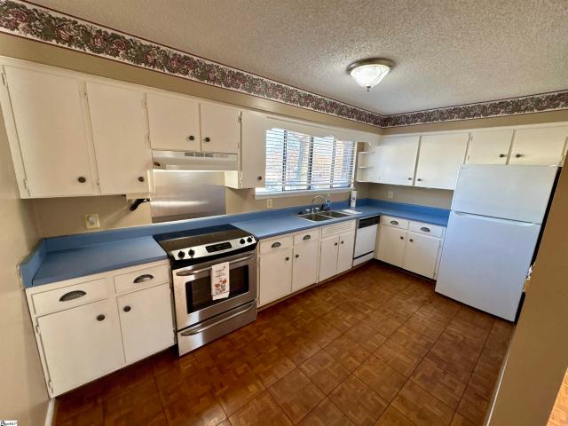17 Briargate Pl, Greenville, SC 29615 | MLS #20297