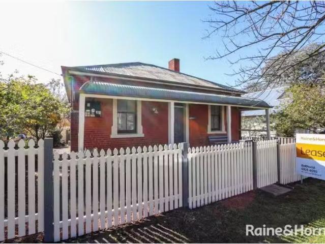 17 Brilliant Street, BATHURST House for rent Listed by Rental.