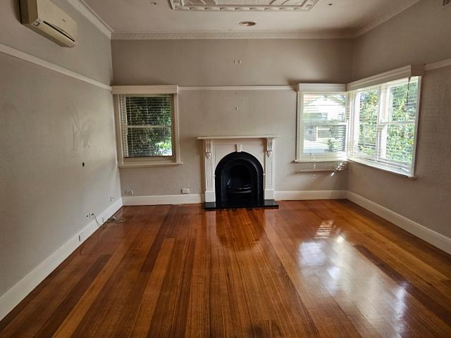 17 Callander Street Hughesdale, VIC 3166