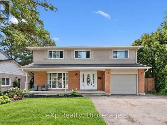 17 Carmine Place, Guelph Victoria North, ON, N1E 3V2 house for sale | Listing ID X13746 | Royal LePage