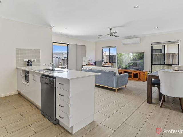 1/7 Carnival WayHidden Valley QLD 4703, Australia