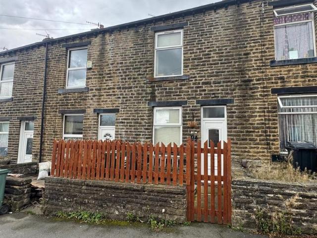 Catherine Street, Keighley BD21, 2 bed property to rent, £695 pcm | PrimeLocation
