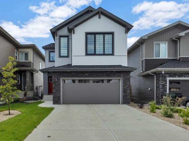 17 Cerbat Crescent, Sherwood Park, AB, T8H 2Z5 house for sale | Listing ID E4504 | Royal LePage
