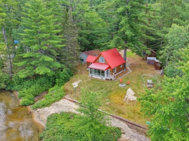 17 Ch. Bellevue, Cayamant, QC, J0X 1Y0 house for sale | Listing ID 28793 | Royal LePage