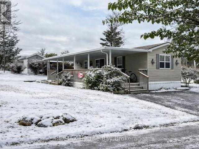 17 Chippewa Trail, Wasaga Beach, ON, L9Z 1X7 house for sale | Listing ID S12728 | Royal LePage