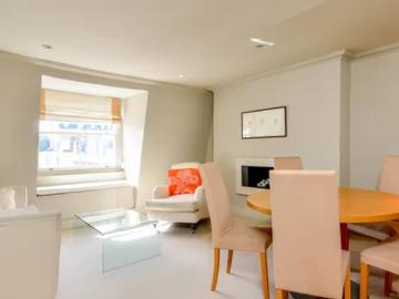 17 Coleherne Road, London, SW10 9BW, United Kingdom | 1 bed apartment for rent #114889196 | Rentberry