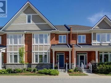 17 Collship Lane, Collingwood, ON, L9Y 0J6 townhouse for sale | Listing ID S13475 | Royal LePage