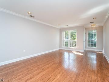 17 Clark Ct