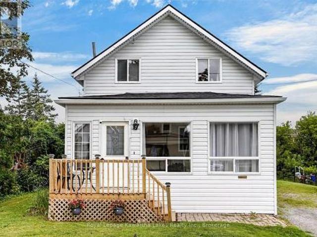 17 Crandall Street, Kawartha Lakes Lindsay, ON, K9V 1R9 house for sale | Listing ID X13681 | Royal LePage
