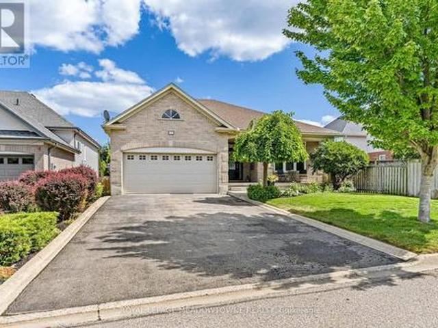 17 Dawkins Crescent, Halton Hills, ON, L7J 2Z4 house for sale | Listing ID W13602 | Royal LePage