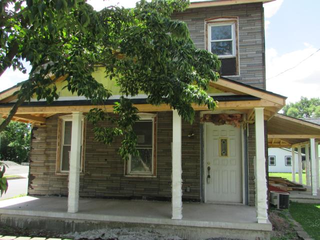 17 E MILL Street