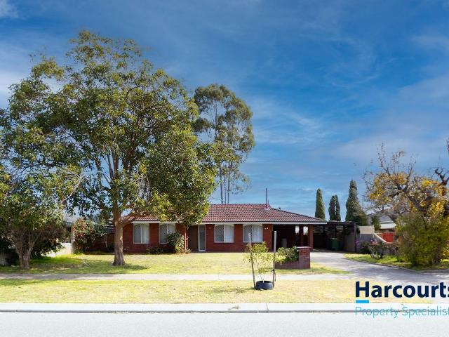 17 Elvington Way, THORNLIE, WA 6108