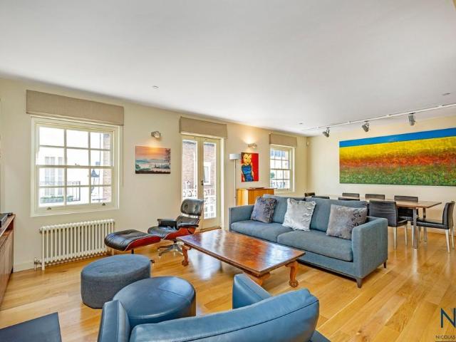 17 Ennismore Mews, London, SW7 1AP, United Kingdom | 4 bed house for rent #129398639 | Rentberry