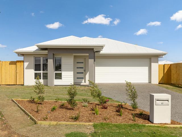 17 Evi Circuit, Pialba QLD 4655