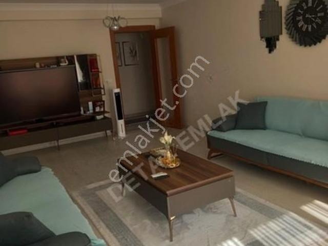 17 Eylül Mahallesinde 3+1 150 M2 Arakat Asansörlü Daire