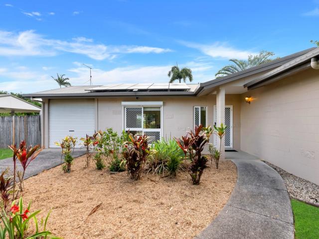 17 Farmer StreetEdmonton QLD 4869, Australia