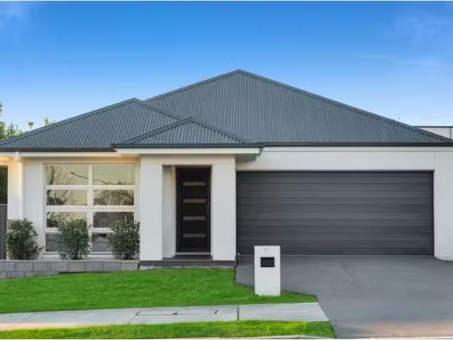 17 Fig Avenue, Leppington House for rent Listed by Leasing De.