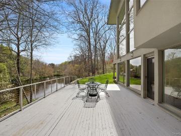 17 Fox Run Rd, Pound Ridge, NY 10576 | MLS #948789