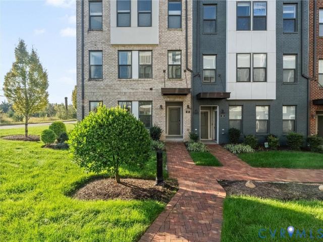 17 Flatwater Row A