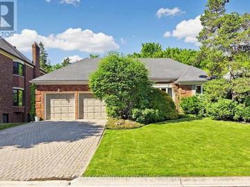 17 Flanders Drive, Hamilton, ON, L8B 0G6 house for sale | Listing ID X13489 | Royal LePage