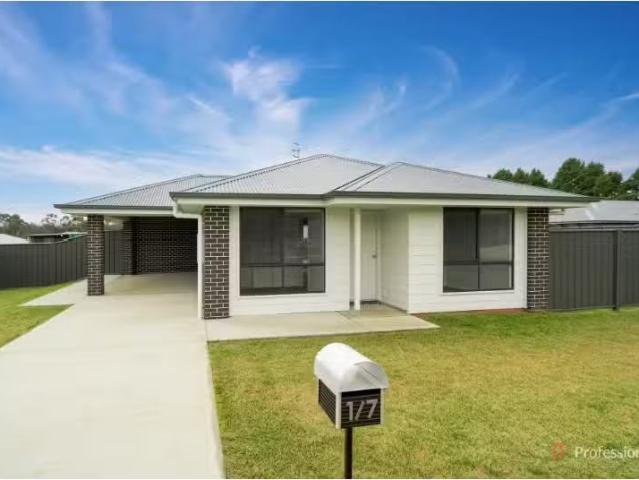 1/7 Frizell Crescent, Armidale Apartment for rent Listed by J.