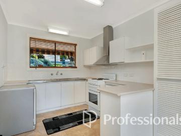 17 Geraldine StreetValley View SA 5093, Australia